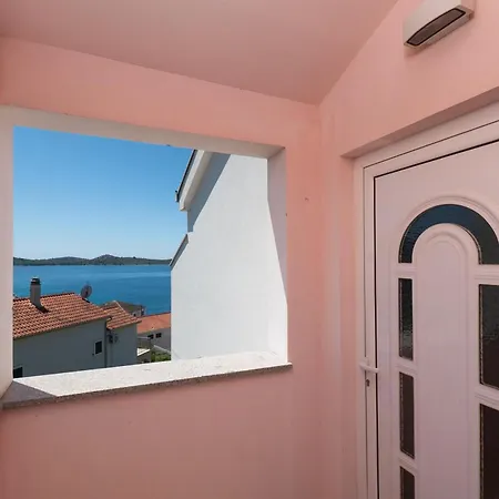 Apartment Anita I Visnja Rogoznica (Sibenik-Knin)