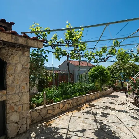 Apartment Anita I Visnja Rogoznica (Sibenik-Knin)