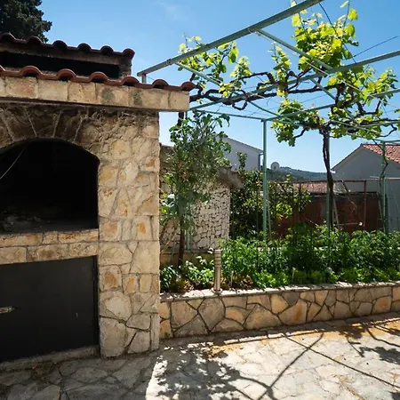 Anita I Visnja Apartment Rogoznica (Sibenik-Knin)